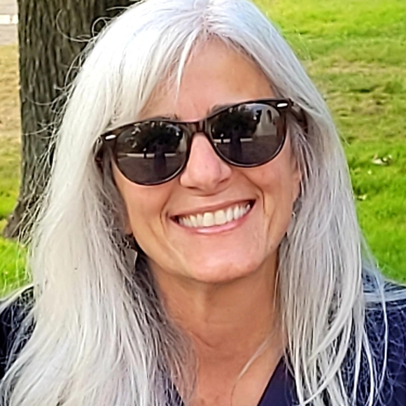 Meet your Posher, Jayne - Picture 5 of 9